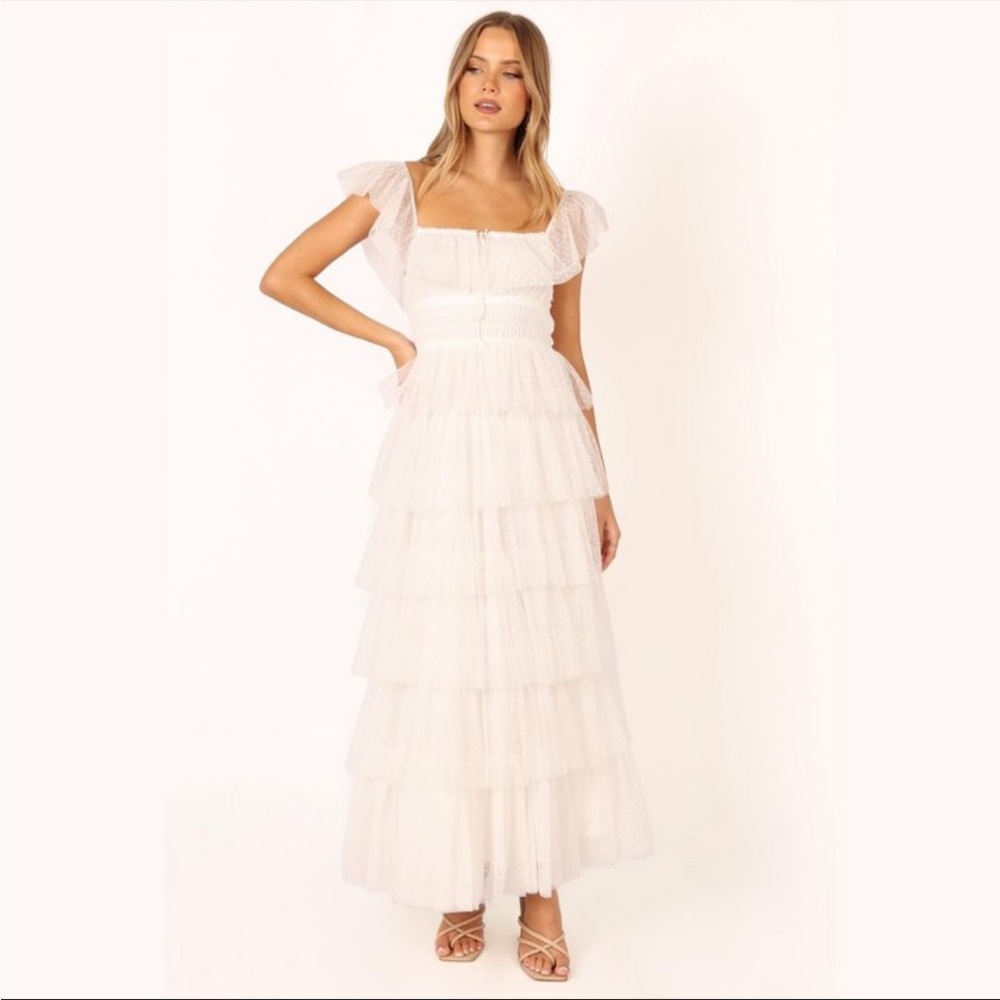 Petal and Pup Belle maxi dress size M
